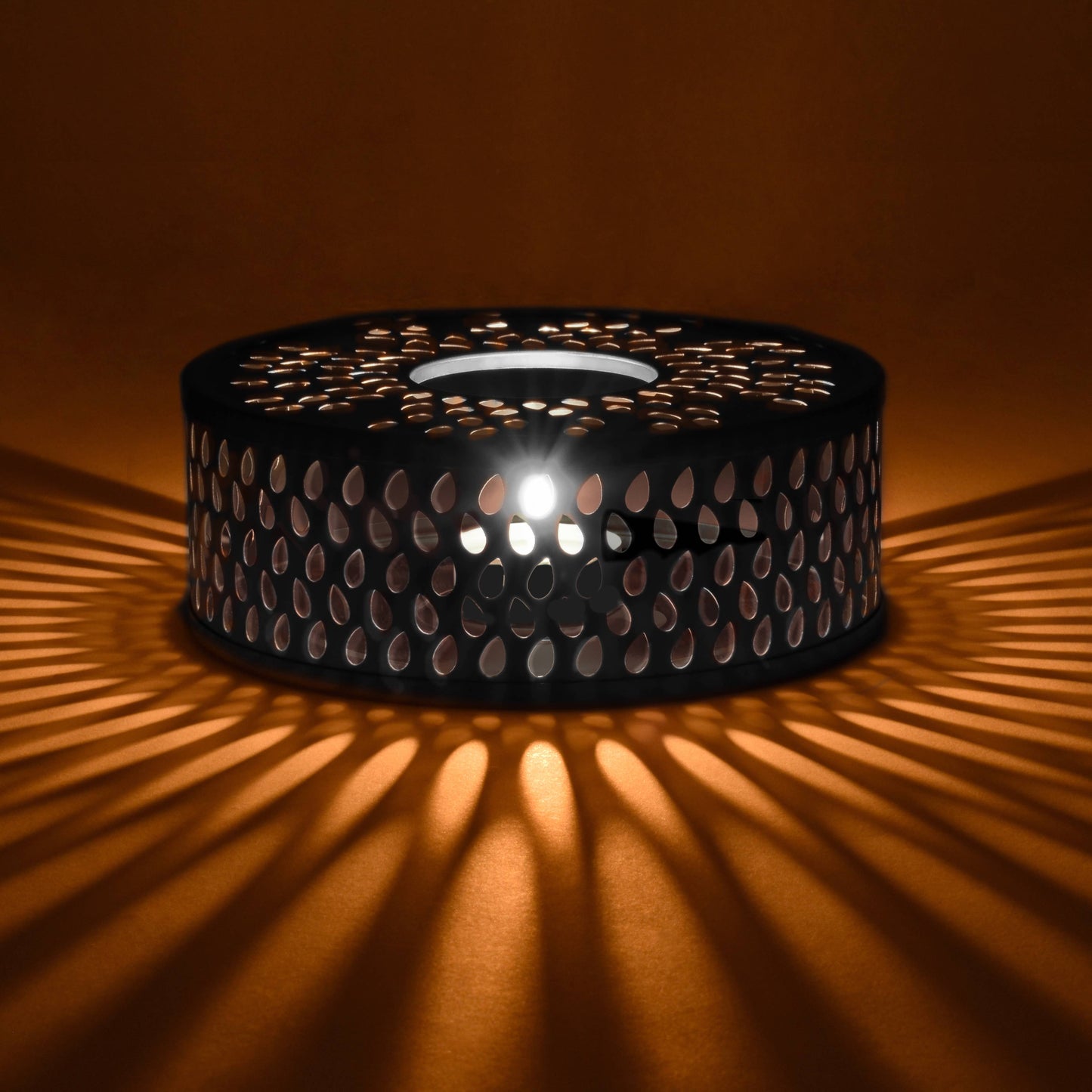 Creano Teewärmer Stövchen Leaf Classic Schwarz aus Edelstahl